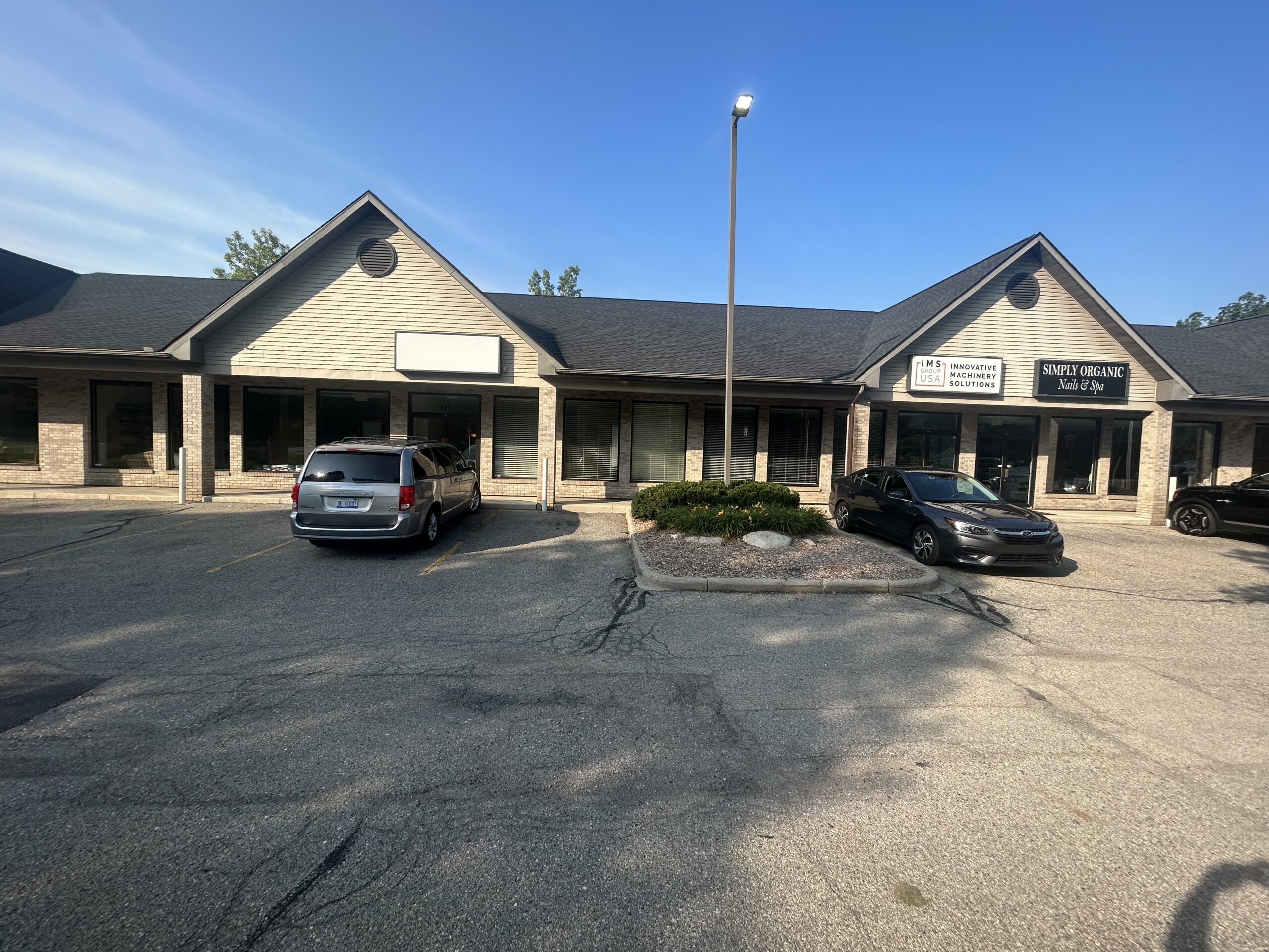 495 Pettis Avenue SE, Ada, MI 49301 DAR Commercial Real Estate